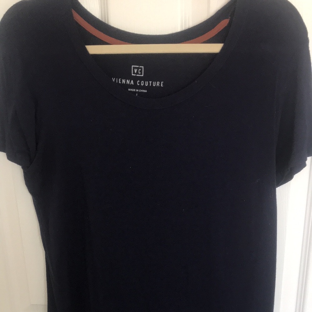 Soft basic tee - Picture 2 of 3